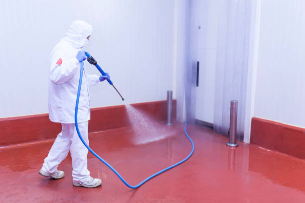Best Animal Enclosure Cleaning  in Fort Washington, MD